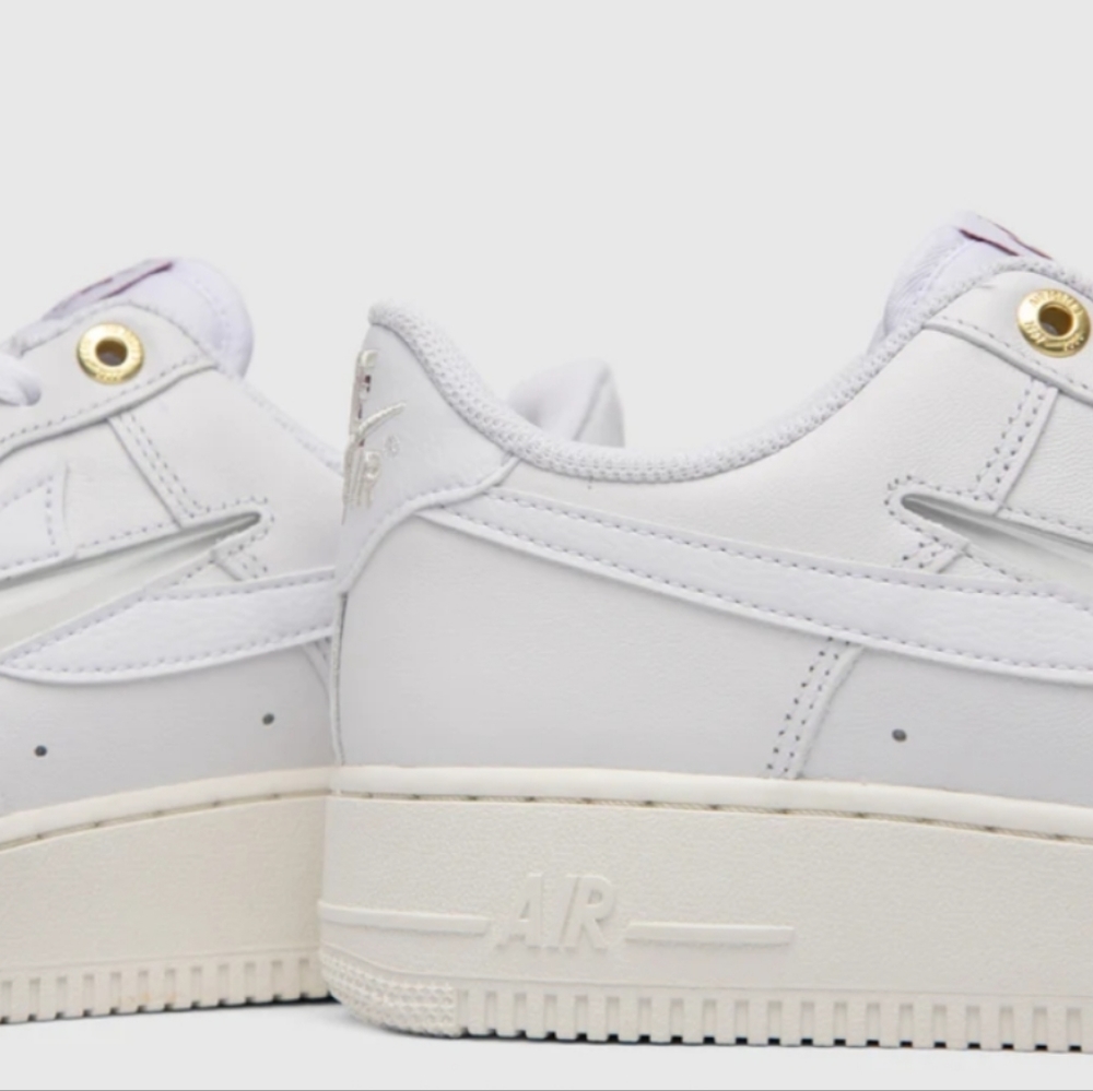 NWT Women's Af1's '07 PRM - Picture 8 of 10